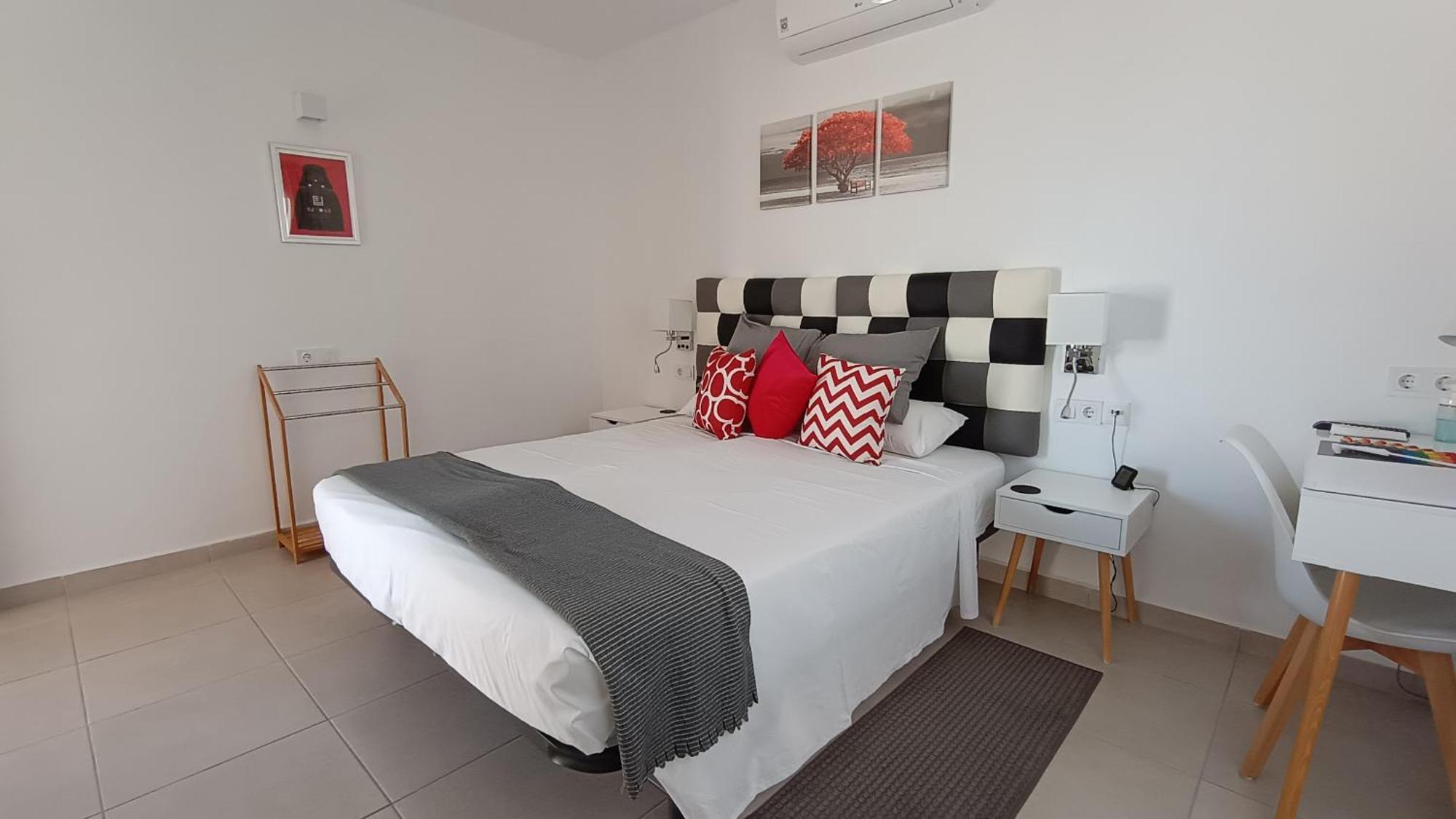Vista de los Angeles-Rumina Casa Rainbow - Boutique Bed & Breakfast (Adults Only) المظهر الخارجي الصورة